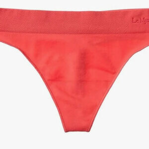 NWT Le Mystere Women's Seamless Comfort Thong, coral, XL
